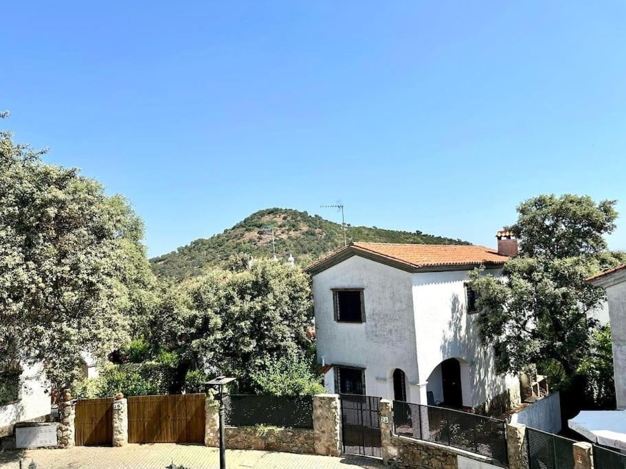 Hispalis Villa En Aracena La Umbria  エクステリア 写真